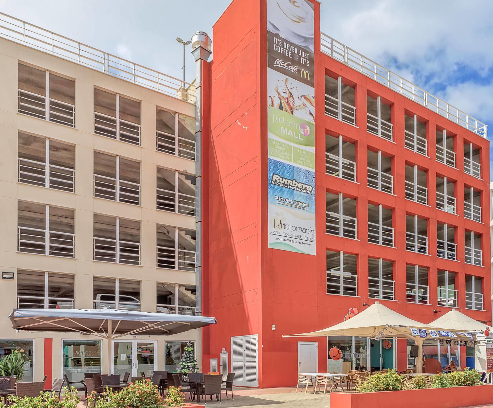City Suites & Beach Hotel Willemstad Extérieur photo