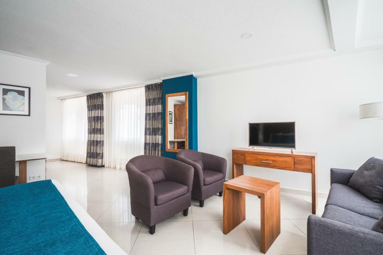 City Suites & Beach Hotel Willemstad Extérieur photo