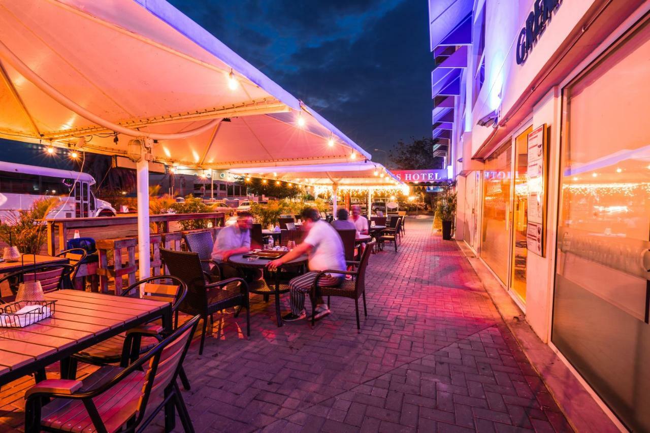 City Suites & Beach Hotel Willemstad Extérieur photo