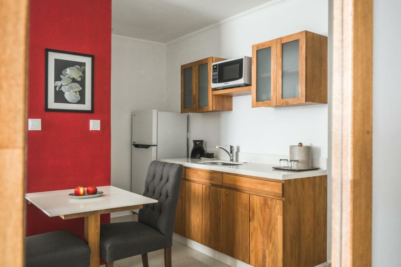 City Suites & Beach Hotel Willemstad Extérieur photo